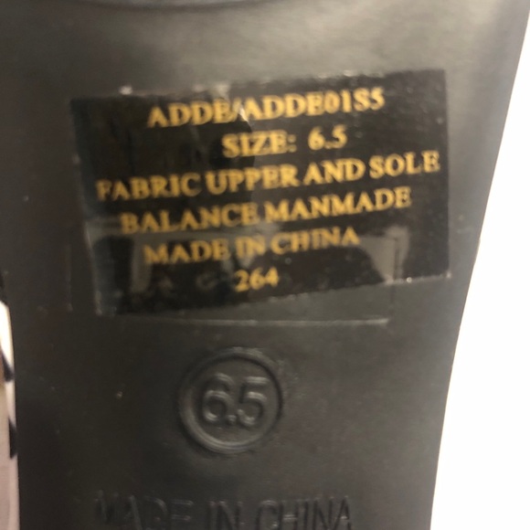 Betsey Johnson Open Toe Floral Black White Casual Polka Dot Coquette Block Heels - Picture 9 of 9